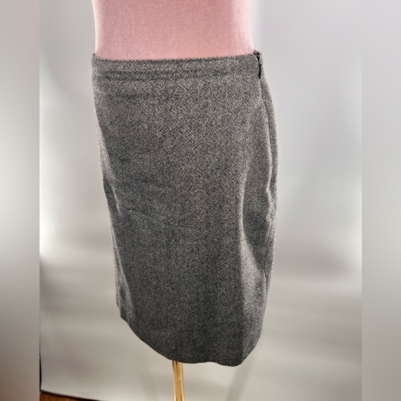 EUC Gap Factory Stretch Tweed Pencil Skirt - Picture 4 of 8
